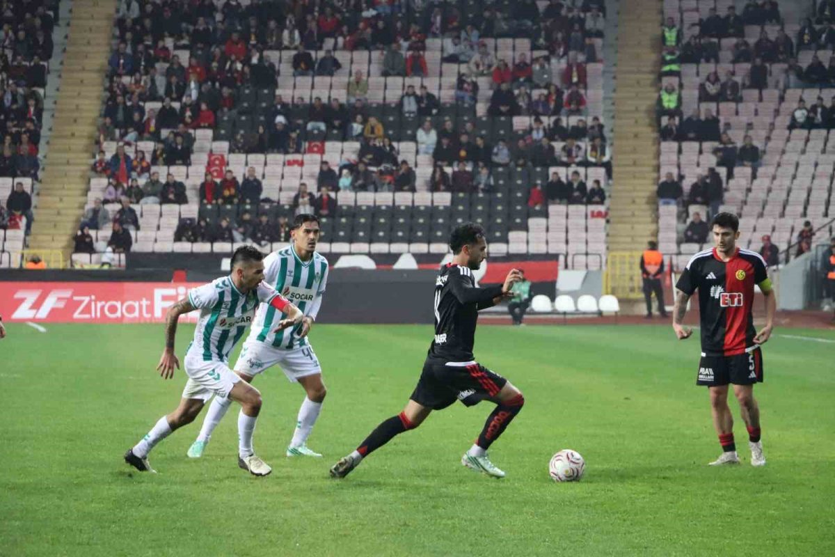 Ziraat Türkiye Kupası: Eskişehirspor: 1 - Iğdır FK: 0 - Foto 3