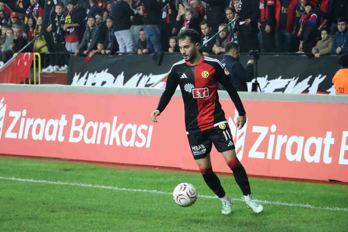 Ziraat Türkiye Kupası: Eskişehirspor: 1 - Iğdır FK: 0 - Foto 4