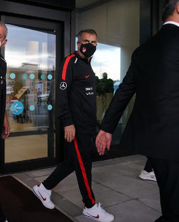 A Milli Futbol Takımı kafilesi İstanbul’a geldi