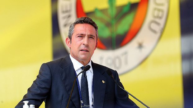 Ali Koç, Barcelona’dan getiriyor