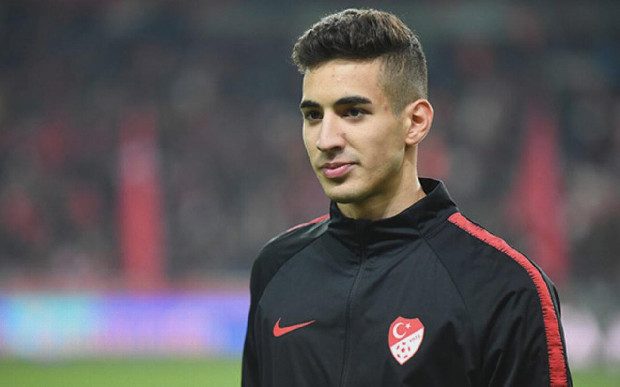 Ali Koç’tan Galatasaray’a 2, Beşiktaş’a 1 transfer çalımı
