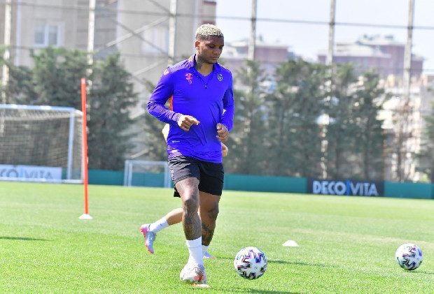 Başakşehir'de Sivasspor mesaisi başladı