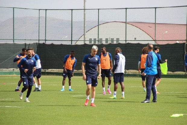 BB Erzurumspor hazırlıklarına devam etti