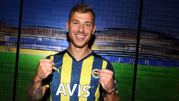 Beşiktaş’ın yıldızlarından Galatasaray ve Fenerbahçe’ye tarihi fark