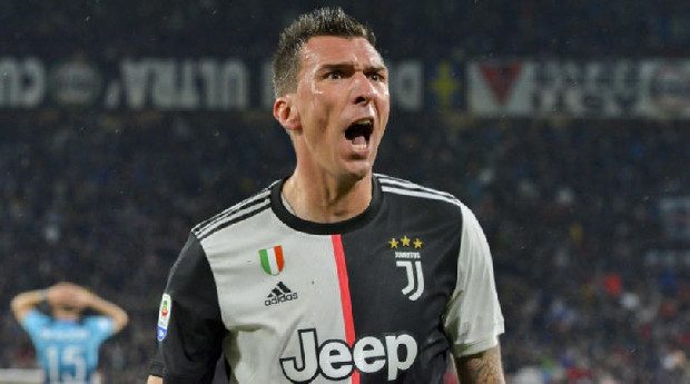 Beşiktaş'ta Mandzukic transferi ciddileşiyor