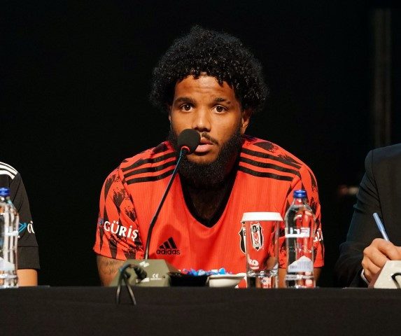 Beşiktaş’tan, yeni transferlerle gövde gösterisi