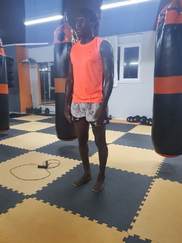 Beşiktaşlı N'Sakala Alanya’da Muay Thai yaparak sezona hazırlanıyor