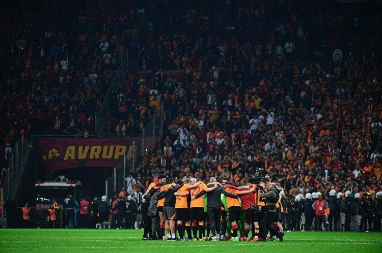 Bu istatistiklerle Galatasaray, Fenerbahçe’yi geçer
