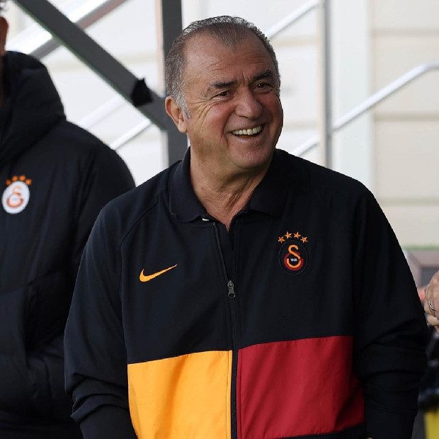 Cem Uzan, Galatasaray’a Fransa’dan takım alacak
