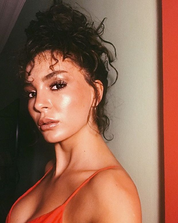 Ebru Şahin ile Cedi Osman aşk mı yaşıyor?