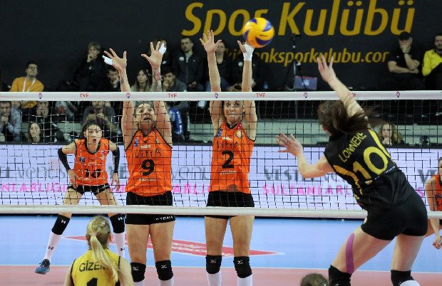 Eczacıbaşı VitrA: 0 - VakıfBank: 3