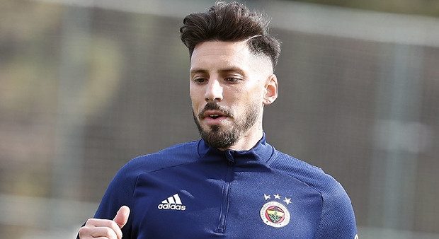 Emre kıyım değil adeta katliam yapacak...