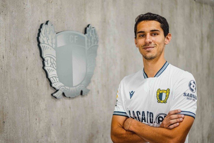 Fenerbahçe’de stoper sorunu için çözüm bulundu! İşte o isimler
