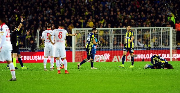 Fenerbahçe- Göztepe Maç sonu yazarların görüşleri