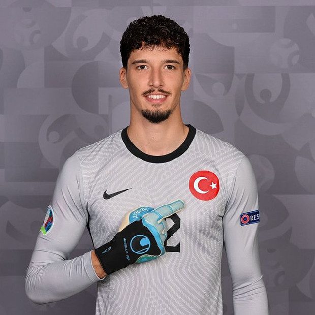 Fenerbahçe'de hedefte gençler var