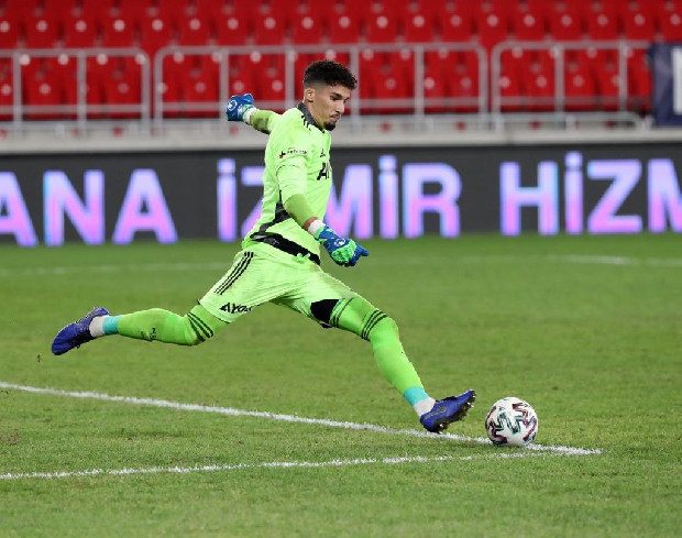 Fenerbahçe'de her forma tehdit altında