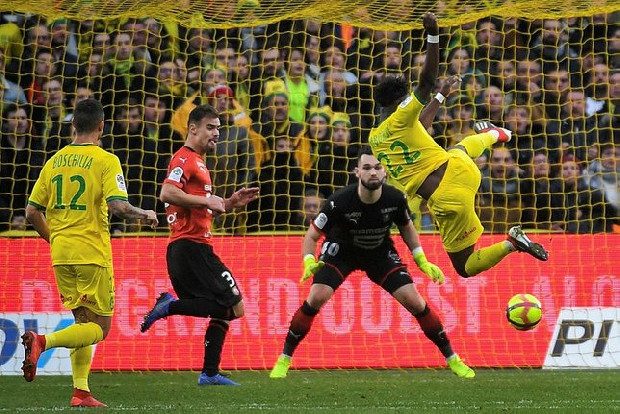 Fenerbahçe'den 3 isim için Fransa çıkarması