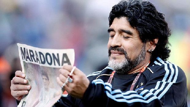 Futbol dünyası Maradona'nın vefatıyla yasa boğuldu!