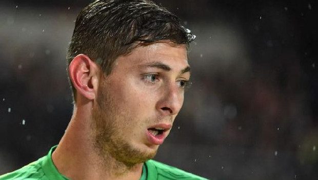 Futbolcu Sala'nın eski sevgilisi: Futbol mafyası soruşturulsun!