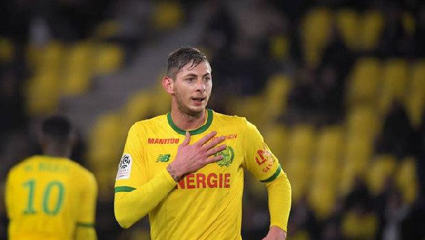 Futbolcu Sala'nın eski sevgilisi: Futbol mafyası soruşturulsun!