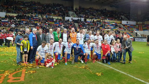 Futbolun efsaneleri Moskova'da