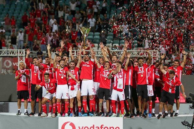 Galatasaray 21. yüzyılın en çok kupa kazanan takımları arasında