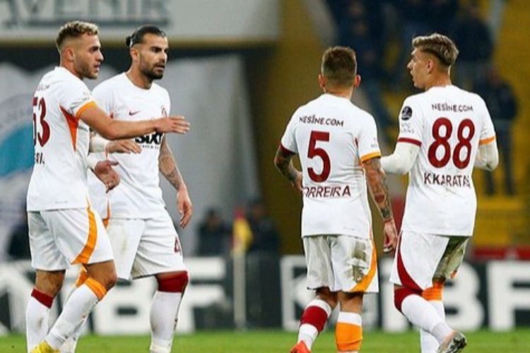 Galatasaray geçen sezondan beri bu sorunu çözemedi