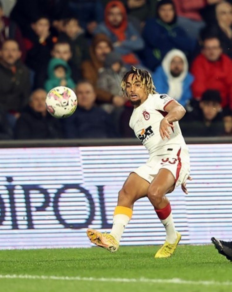 Galatasaray geçen sezondan beri bu sorunu çözemedi