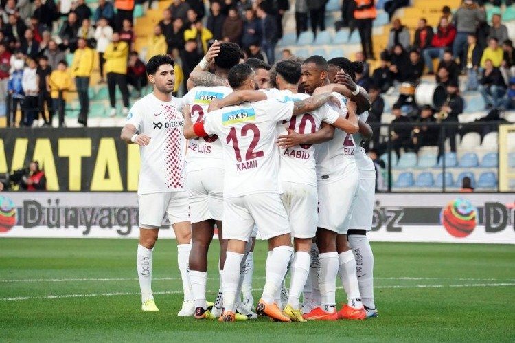 Galatasaray geçen sezondan beri bu sorunu çözemedi