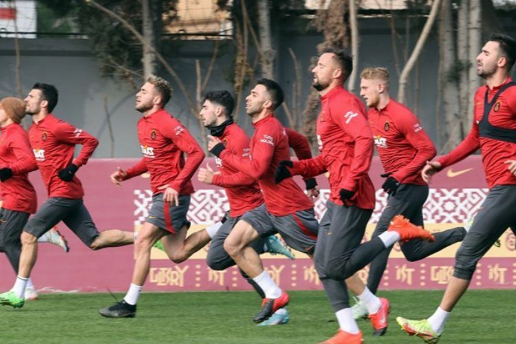 Galatasaray hazırlıklara başladı