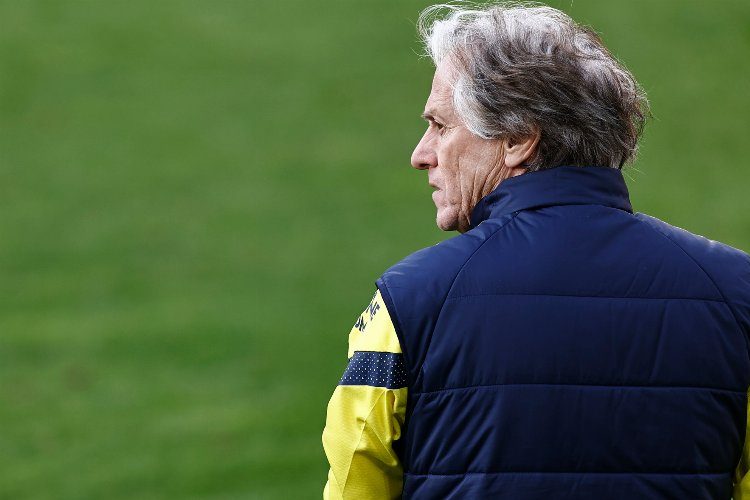 Jose Mourinho, Fenerbahçe’nin canını sıktı