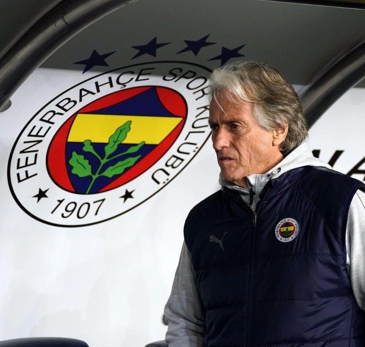 Jose Mourinho, Fenerbahçe’nin canını sıktı