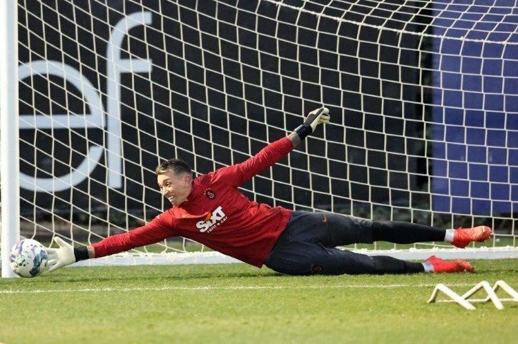 Kaan Ayhan, Galatasaray'da ilk antrenmanına çıktı