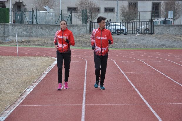Karslı milli atlet Tuğba Toptaş