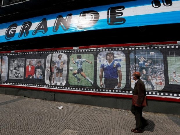 Maradona sevgisi duvarlara böyle yansımıştı