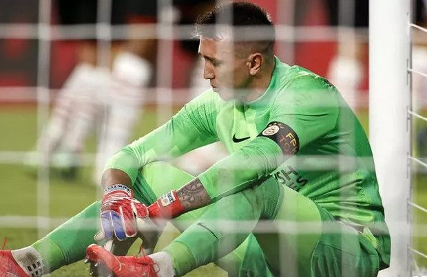 Muslera’nın sorununu açıkladılar! Taffarel’den sonra…