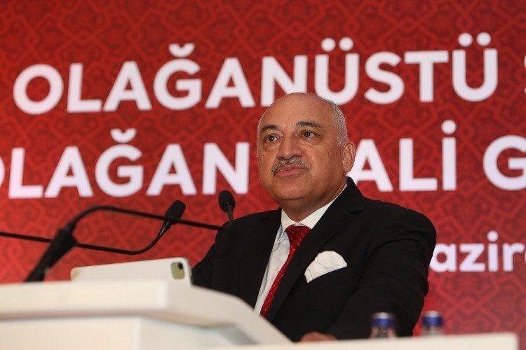 Özbek, Büyükekşi'yi gönderiyor! TFF��nin başına sürpriz isim