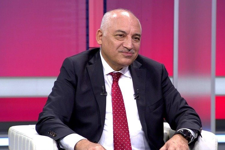 Özbek, Büyükekşi'yi gönderiyor! TFF��nin başına sürpriz isim
