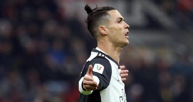 Ronaldo, tarihe geçti