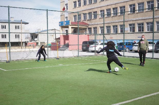 'Futbol erkek oyunudur' diyenlere inat 7 yıldır yenilmiyorlar