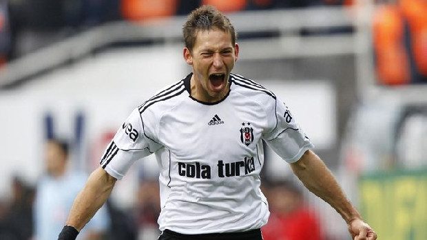 Süper Lig'in eski yıldızları şimdi nerede oynuyor?