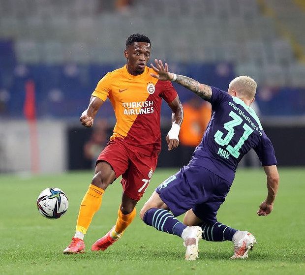 Terim 3 ismin kellesini aldı! 2’si de sırada