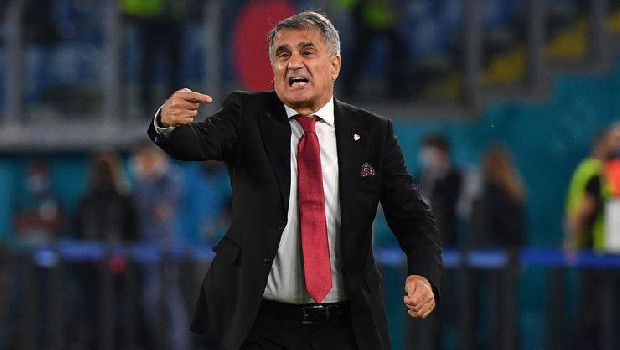 4 maddede Şenol Güneş gitmeli Jogi Löw gelmeli