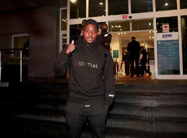 Bright Osayi-Samuel İstanbul’da