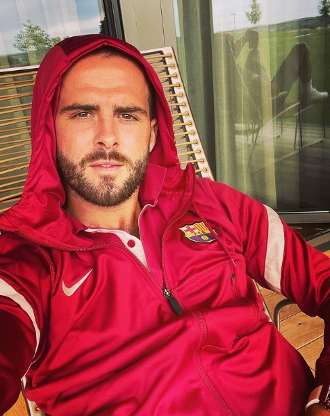 Dünya Beşiktaş’ın Miralem Pjanic transferini konuşuyor
