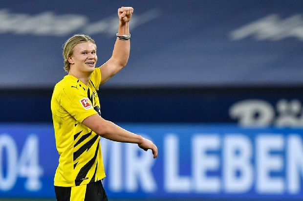 Erling Haaland, Lionel Messi ile Cristiano Ronaldo'yu solladı!