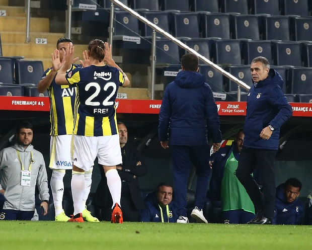 Fenerbahçe'nin kupadan elenmesi olay oldu
