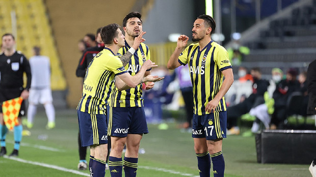 Ozan ve İrfan Can isyan etti! “Emre tarafından kandırıldık…” 
