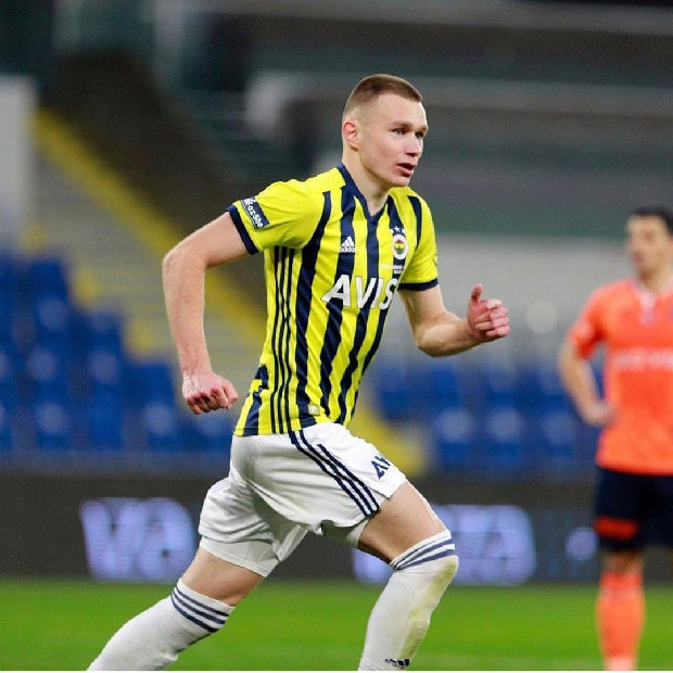 Szalai’nin Chelsea’ye imza atacağı tarih