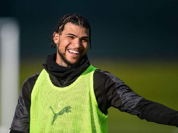 Trabzonspor'dan Yedlin için transfer harekatı